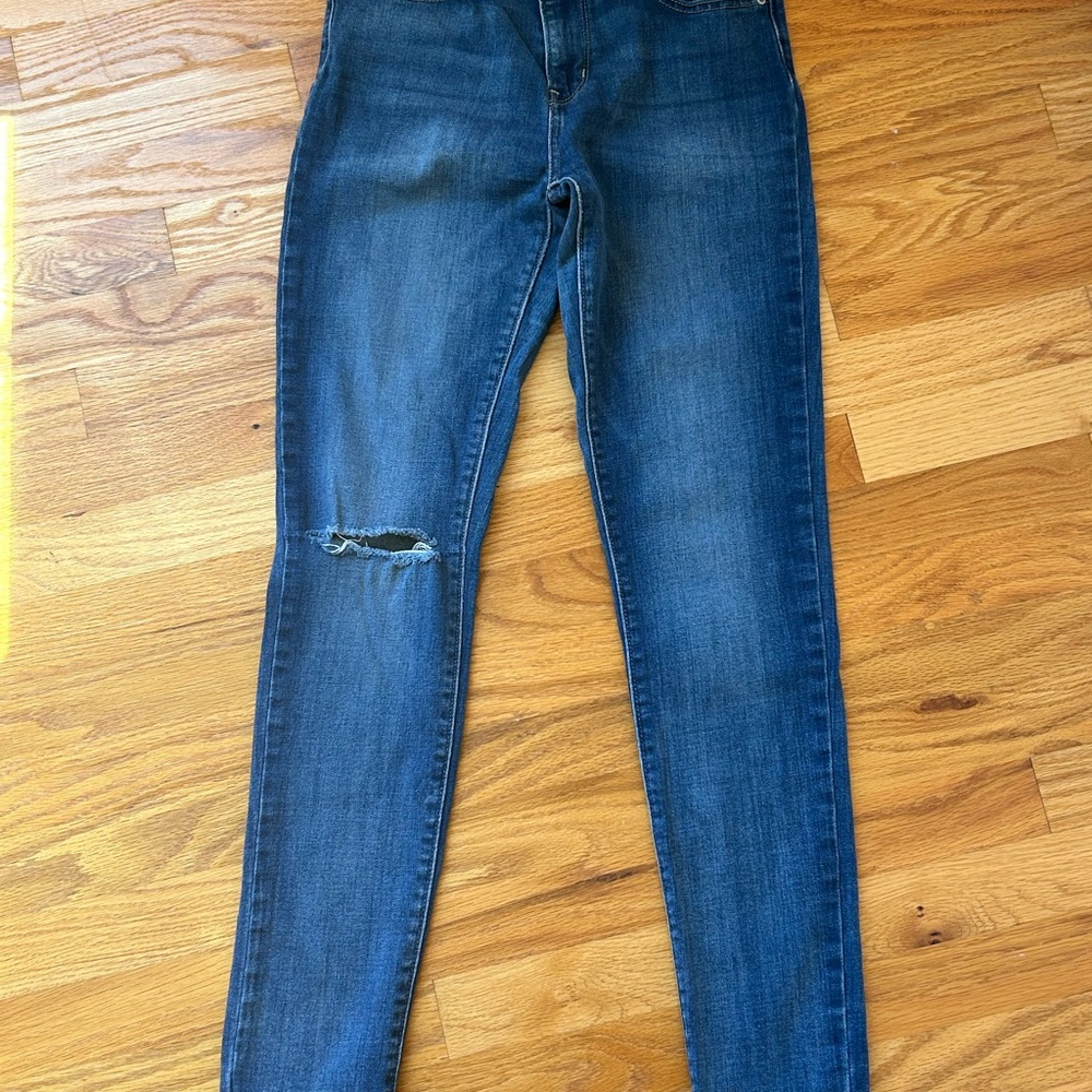 Levi's Medium Wash Blue Ripped Skinny Jeans